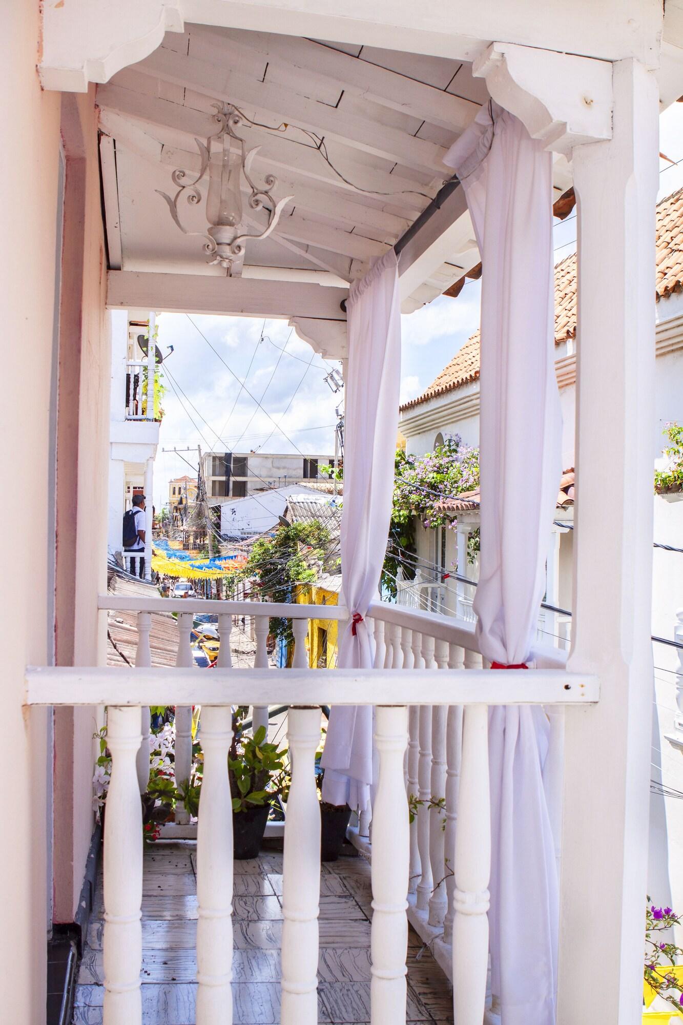 Balcones De Venecia Apartment Cartagena Bagian luar foto