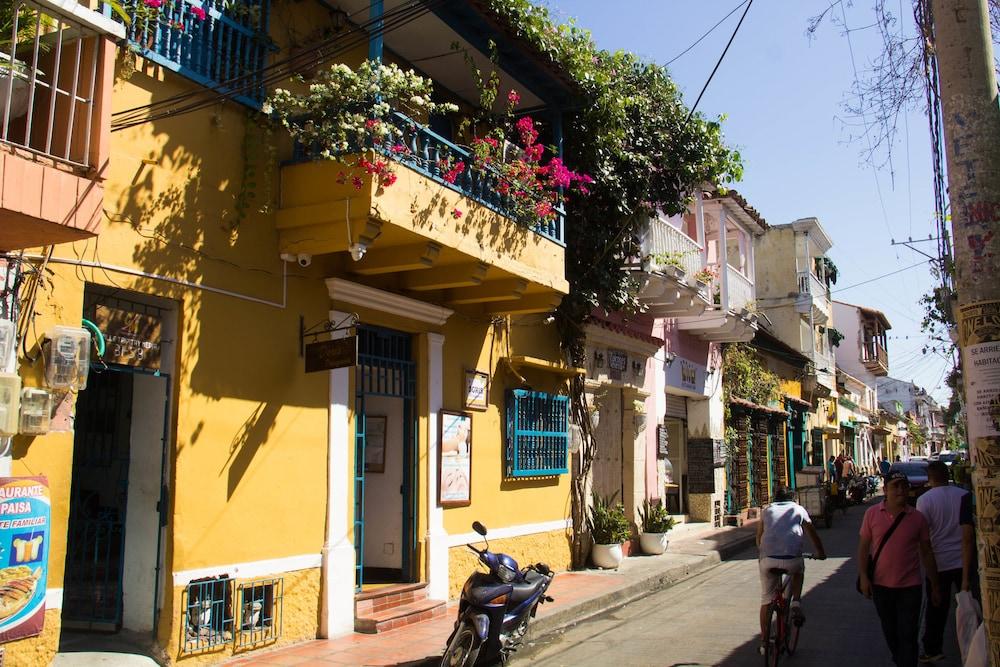 Balcones De Venecia Apartment Cartagena Bagian luar foto