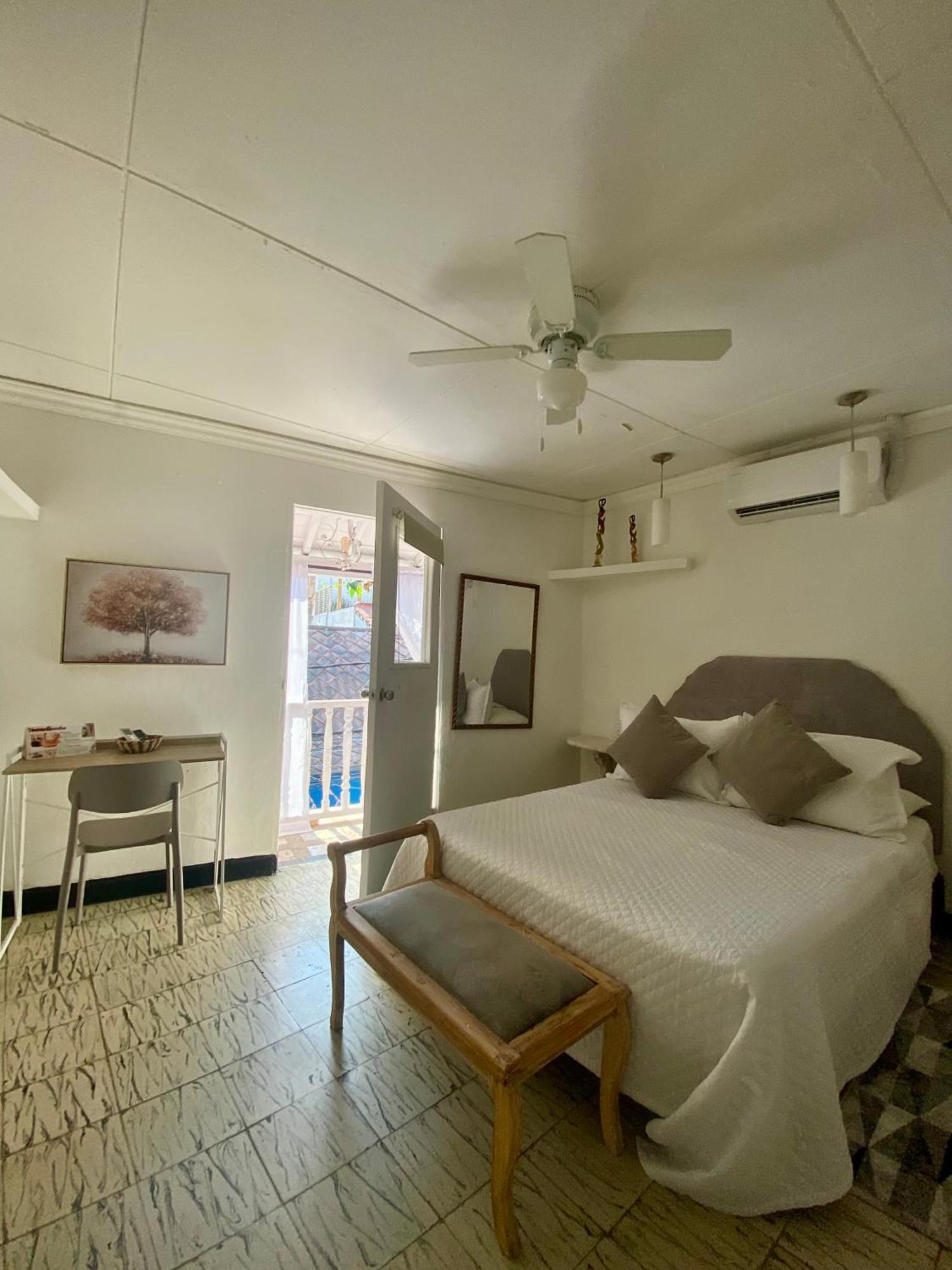 Balcones De Venecia Apartment Cartagena Bagian luar foto
